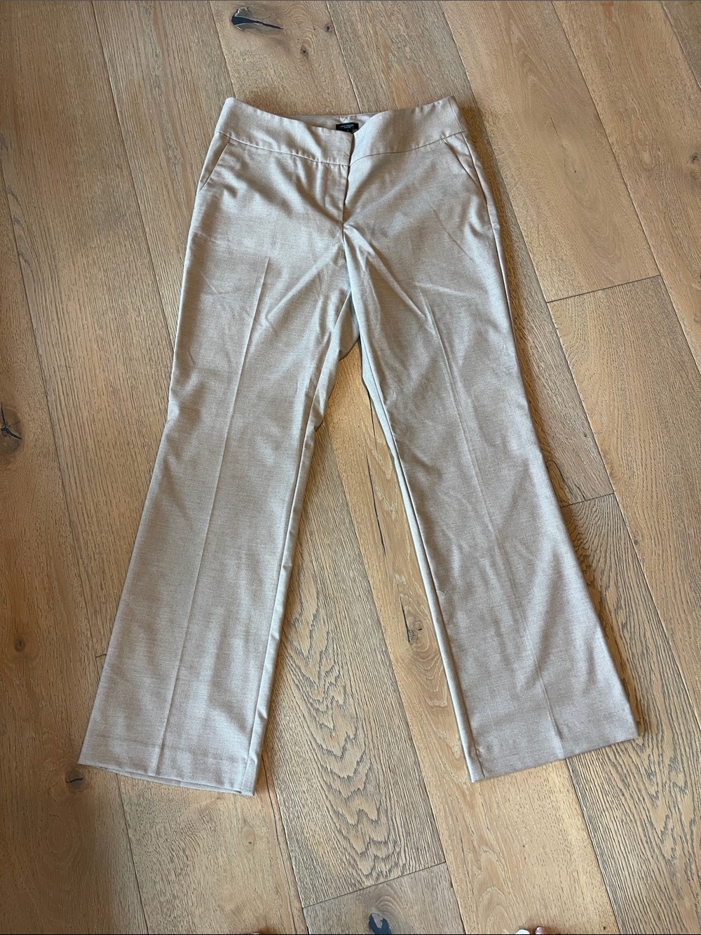 Ann Taylor Size 8 Classic Herringbone Light Beige and Cream Dress Pants